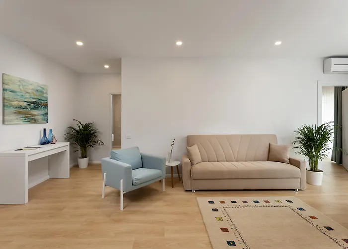 Athina Suites Hotel
